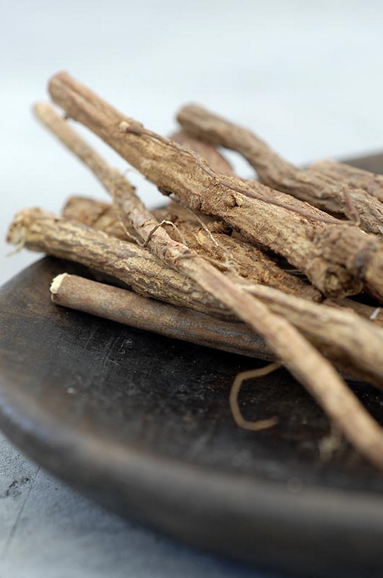  15 Health Benefits Of Licorice Root, Uses, And Side Effects